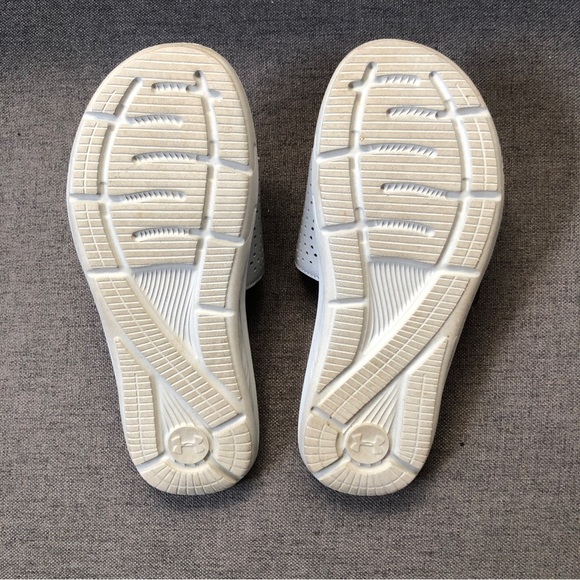 Under Armour Velcro Slides - Picture 2 of 4